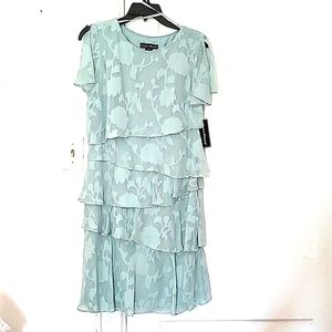 Jessica Howard Women's Butterfly Sleeve Asymmetrical Laser Cut Dress Sz: 6